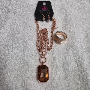 Paparazzi Set: Rose Gold Necklace with Peach Gemstone, Earrings and Stretch Ring